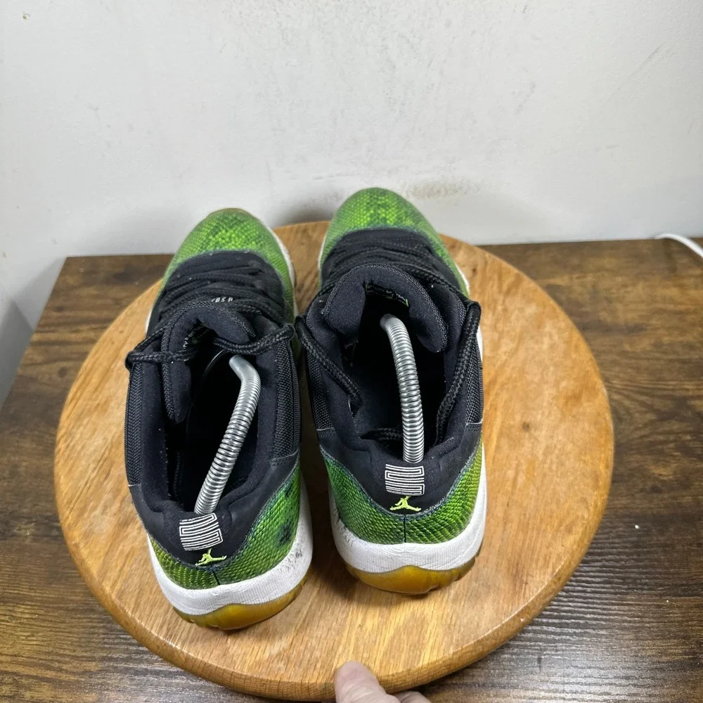 Air Jordan 11 Low Snakeskin Green Black Men's Size 9.5 Shoes 528895-033